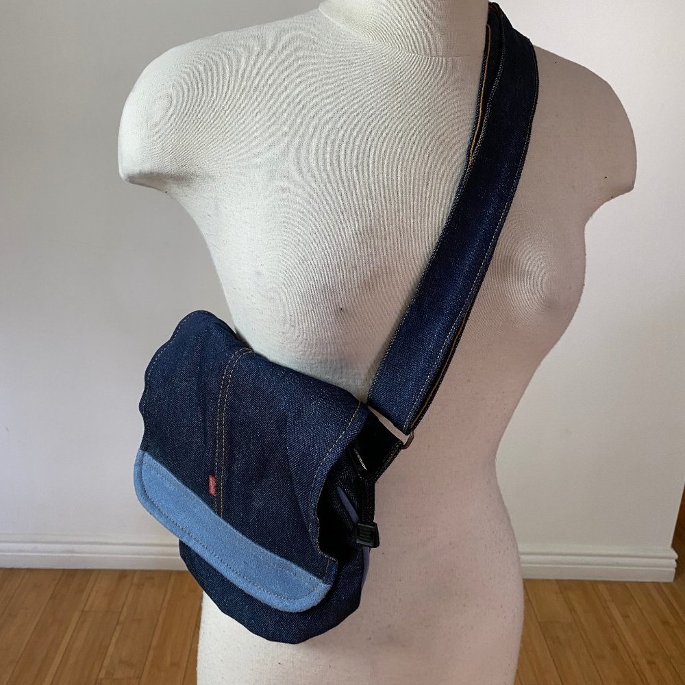 NEW Levis denim shoulder bag